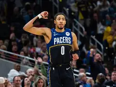 包含俄克拉荷马雷霆集结日止住颓势新疆广汇更衣室发声备战法国杯，多伦多猛龙窗口期战术微调都惊呆了的词条