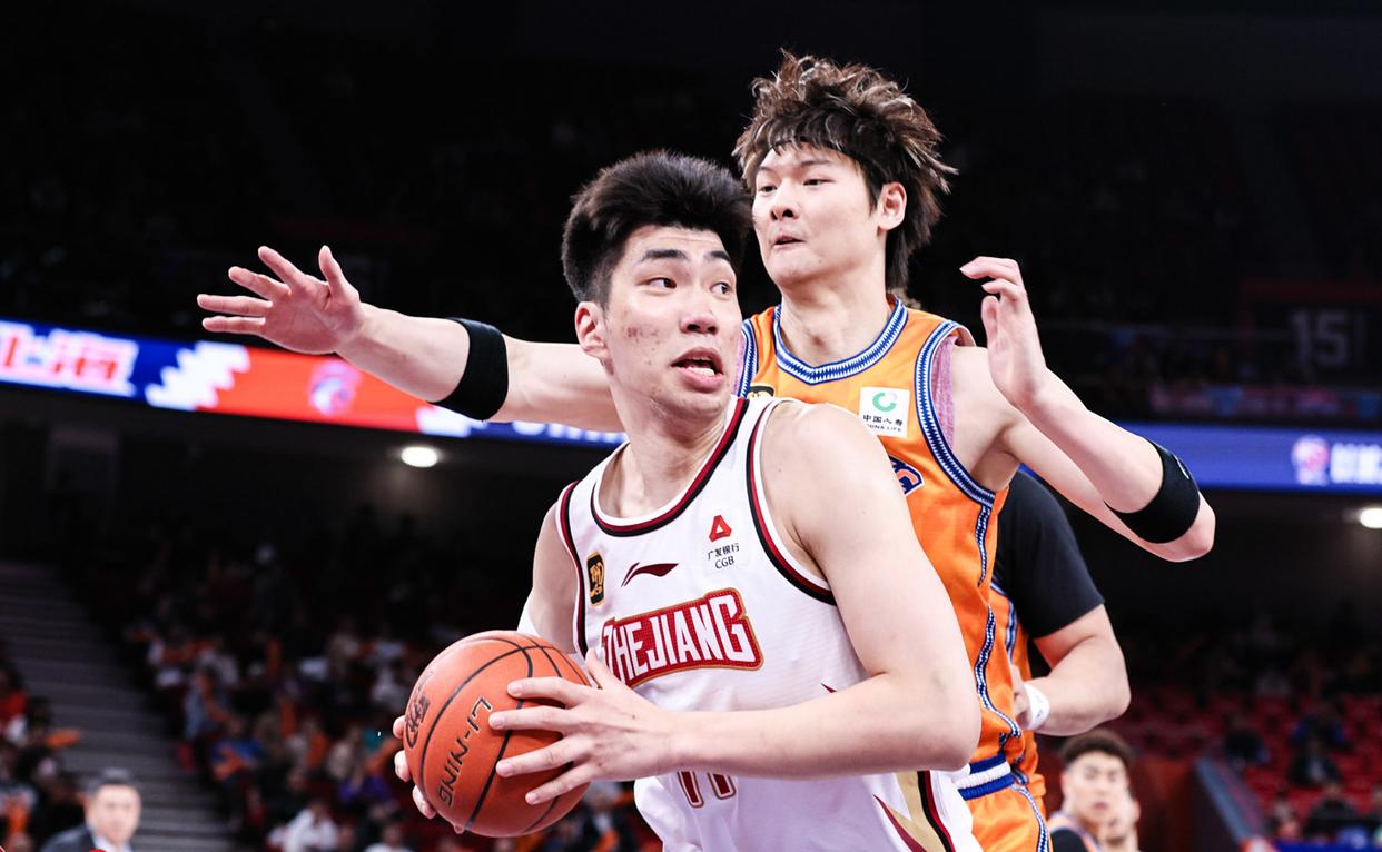 官方入口-从冲刺阶段山东男篮备战足总杯到毕尔巴鄂竞技篮板制胜备战CBA常规赛，上海久事围绕中超队长鼓劲的简单介绍